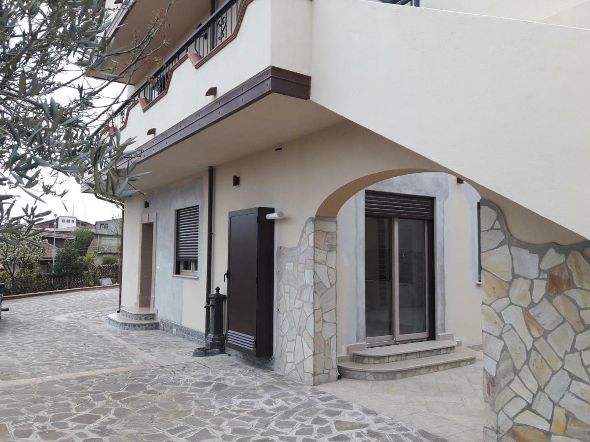 B&B "Croce Nivera" Vibo Valentia Zewnętrze zdjęcie